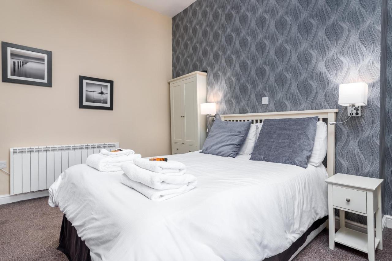 Riviera Guesthouse Whitby Esterno foto