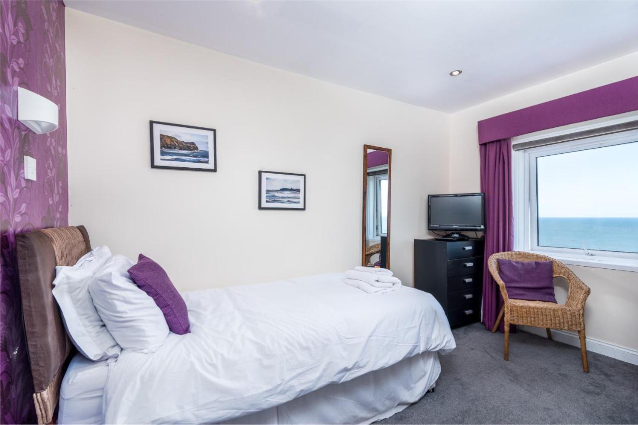 Riviera Guesthouse Whitby Esterno foto