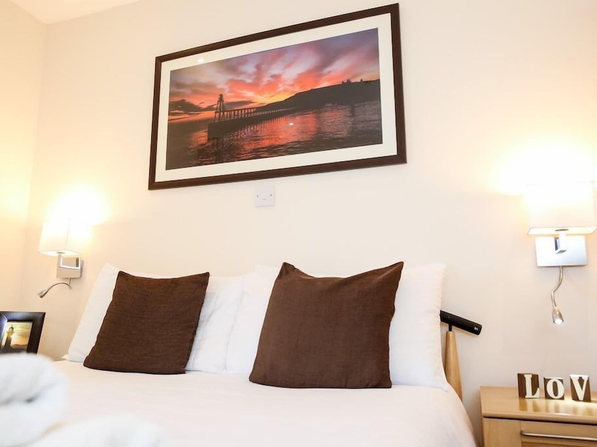 Riviera Guesthouse Whitby Esterno foto