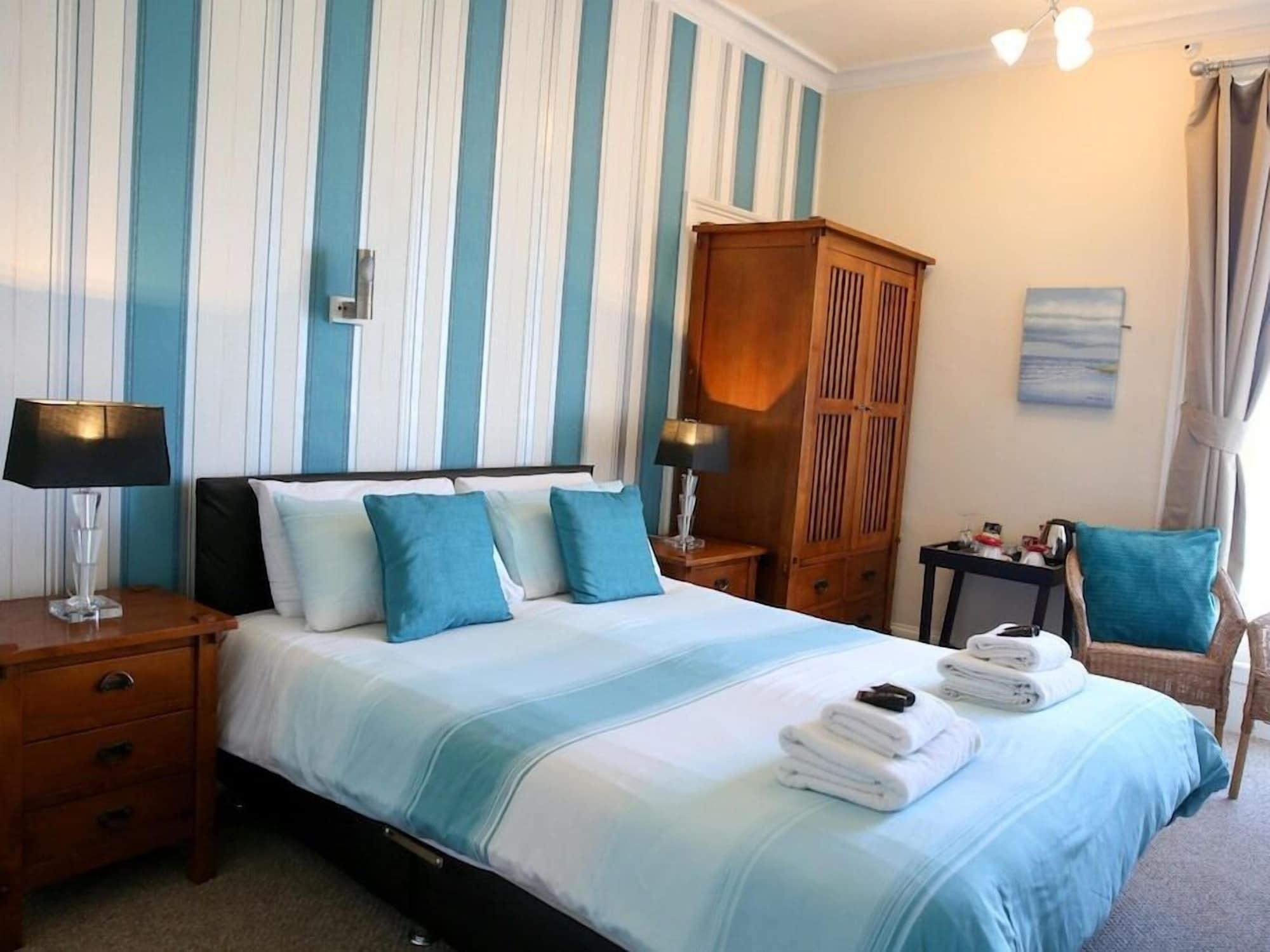 Riviera Guesthouse Whitby Esterno foto