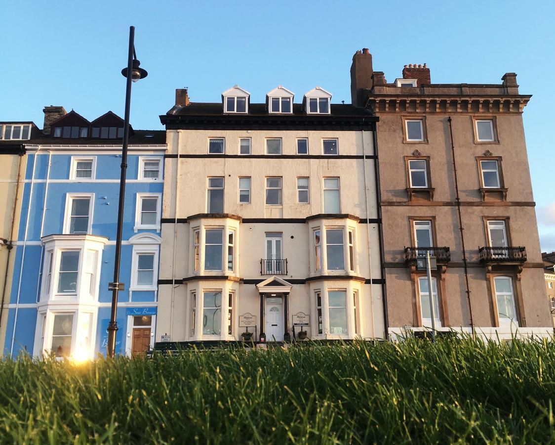 Riviera Guesthouse Whitby Esterno foto